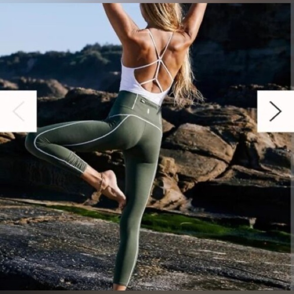Free People - You're A Peach Active Legging Secret Moss*size XS New*